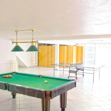 Βίλα With 7 Bedrooms In With Private Pool Enclosed Garden And Wifi 2 Km From The Beach Quarteira
