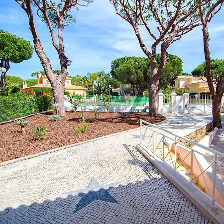 With 7 Bedrooms In With Private Pool Enclosed Garden And Wifi 2 Km From The Beach Βίλα *
