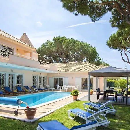 Βίλα With 7 Bedrooms In With Private Pool Enclosed Garden And Wifi 2 Km From The Beach Quarteira